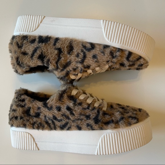 NEW JESSICA SIMPSON FAUX FUR PLATFORM SNEAKERS - Picture 2 of 9
